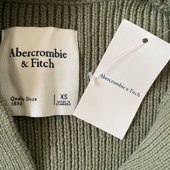 Abercrombie & Fitch women XS collared V-cut Longsleeve knit sweater brand new - Picture 7 of 9